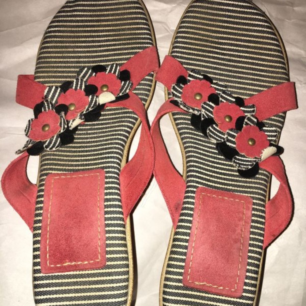 Island slippers